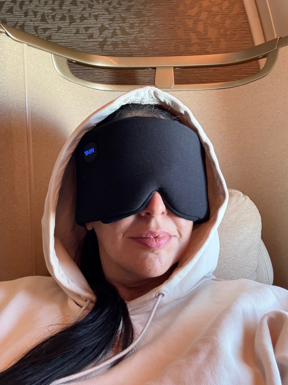 The Travel Companion You Didn’t Know You Needed: Eye Masks and Jet Lag